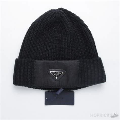 Prada: Men's Knit Beanie (Malva) 